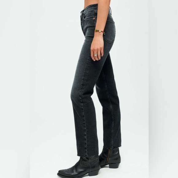 RE/DONE Revolve Denim High Rise Stove Pipe Faded Black Raw Hem Size 28 Redone - Picture 3 of 14